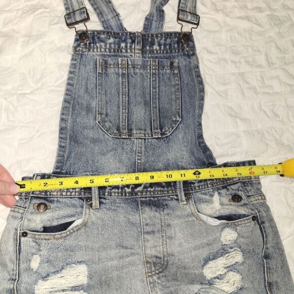 Forever 21 Distressed Denim Shortalls Overalls 28 - Picture 6 of 9